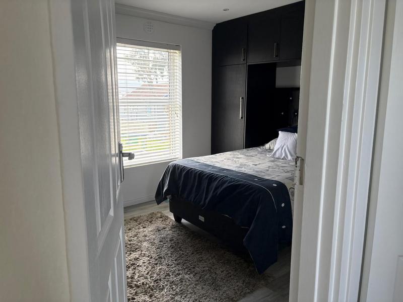 2 Bedroom Property for Sale in Ottery Western Cape